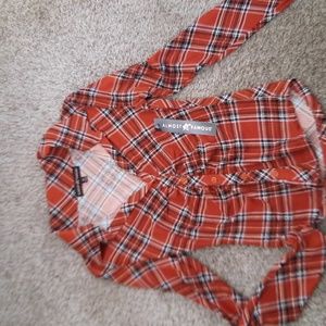 Almost Famous womens top size m